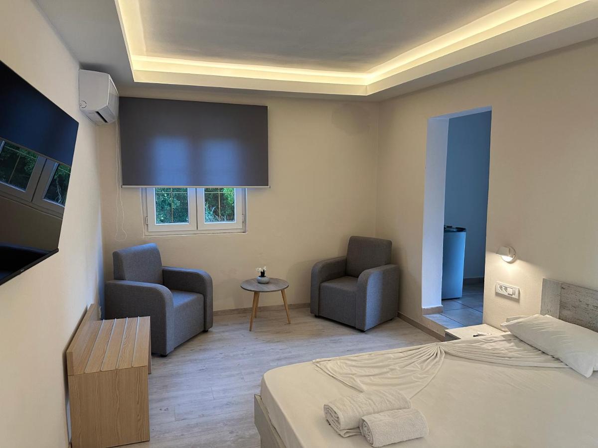Callisto Beach Hotel Liapades Exterior photo
